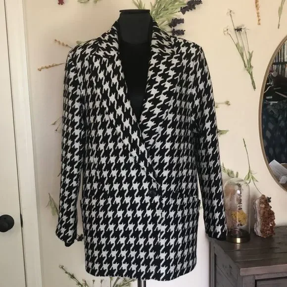 Theory Danvey Houndstooth Coat